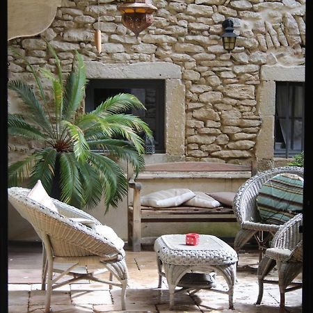 Le Patio Hotell Grignan Exteriör bild