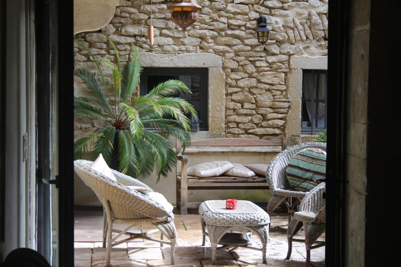 Le Patio Hotell Grignan Exteriör bild