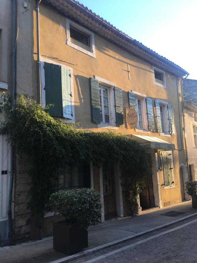 Le Patio Hotell Grignan Exteriör bild
