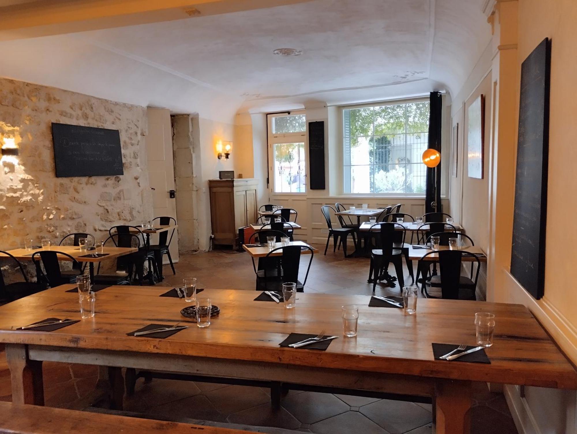 Le Patio Hotell Grignan Exteriör bild